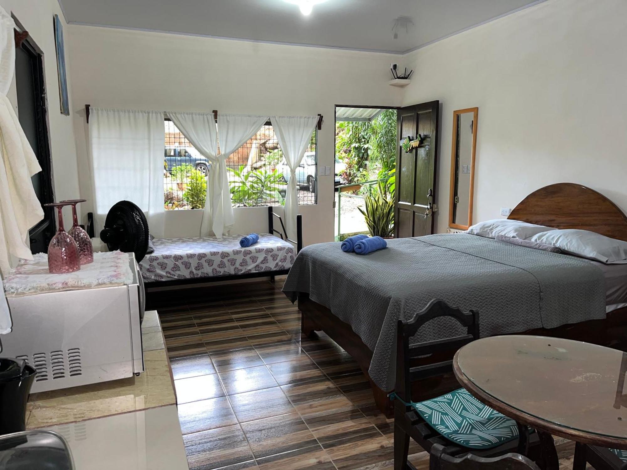 Casa Escondida Apartments Manuel Antonio Extérieur photo